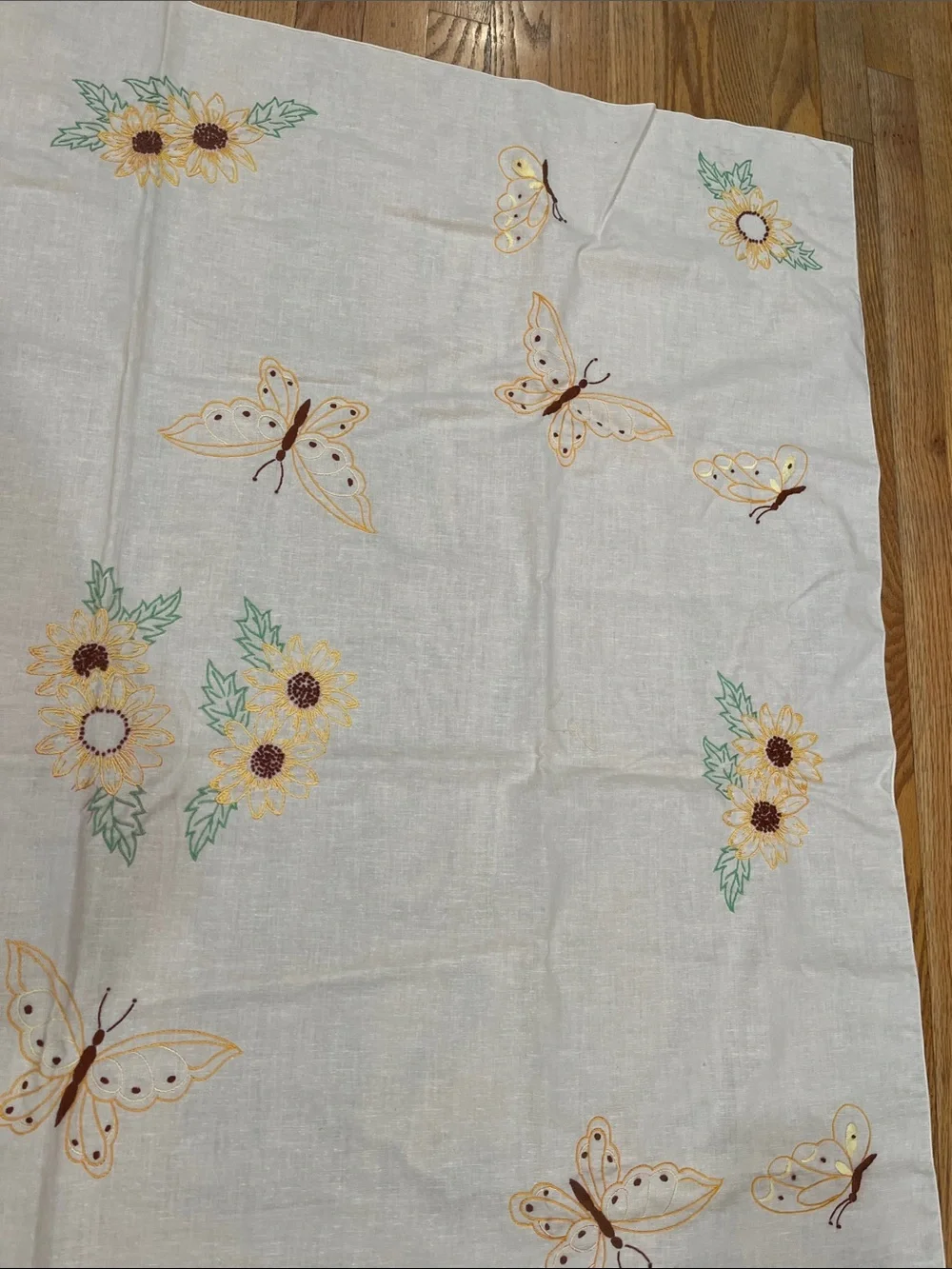 Vtg Embroidery Sunflowers & Butterflies Tablecloth Floral Nature 49.5x50 Cottage